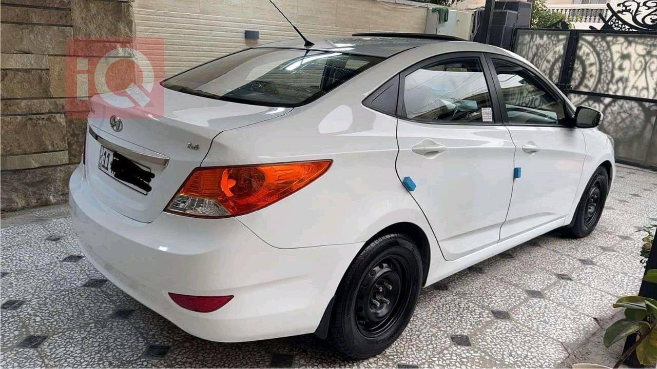 هیوندای ئەکسنت